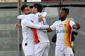 Follow the serie b live football match between lecce and reggina with eurosport. Reggina Lecce 0 1 La Cronaca I Giallorossi Resistono Sino All Ultimo Ancora Tre Punti Di Platino Al Granillo Calcio Lecce