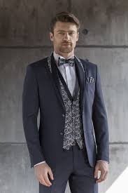 Su collectionabbigliamento.it una vasta scelta per tutti i gusti anche in taglie forti. Musani Cerimonia Uomo Pe 2019 Maffucci Moda