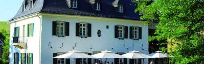 (score from 139 reviews) real guests • real stays • real opinions. Denn Sie Haben Fur Ihr Geld Nur Das Beste Verdient Startseite Finden Frisch Besucht Rotonda Carls Koln Ehrenfeld Scherz Koln Sulz Wein Dine Koln Restaurant Kaiserbahnhof Bruhl Restaurant Maibeck Koln Restaurant Vendome Schloss Bensberg