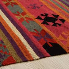 Teppich Mit Ethno Muster Aus Bunter Wolle 140x200cm Maisons Du Monde Ethno Teppich Ethno Muster Boho Wandteppich