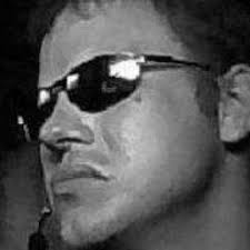 Stream Steven Bravo music