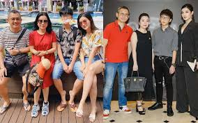 Dương thùy linh hiện có cuộc sống khá viên mãn bên người chồng giàu có và con trai đáng yêu. Gia Ä'inh Cá»±c Pháº©m Cá»§a A Háº­u Huyá»n My Bá»' Máº¹ Thá»i Tráº» Cung Ä'áº¹p Em Trai NhÆ° Soai Ca