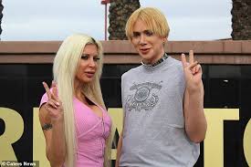 Oli london began trending on twitter after his instagram was memorialized for some time before going back to normal. Couple Spend Over 250k On Cosmetic Surgery To Look Like Idols Daily Mail Online