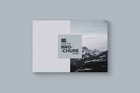 Horizontal Hardcover Brochure Mockup Psd In 2020 Brochure Mockup Free Brochure Mockup Psd Brochure Psd