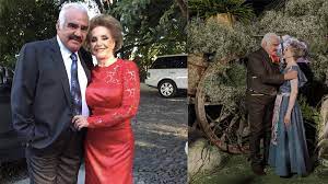 Vicente Fernández: Doña Cuquita dice que su esposo se le manifiesta