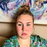 Kathleen Chisholm's Instagram, Twitter & Facebook