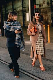 The Best Street Style From Sydney Fashion Week Sydney Fashion Week Cool Street Fashion Street Style