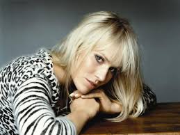 Backyard es una canción de natasha bedingfield del año 2007, este tema está incluido dentro del disco n.b. Natasha Bedingfield Letras Com 117 Canciones