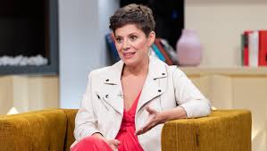 Gourmet kitchens made for entertaining and designed with guests in mind. Szinetar Dora A Furdoszobaba Szokott Elbujni Sirni Ha A Lanyat Csalodas Eri 24 Hu