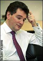 Bloomer: only three or four investors unhappy