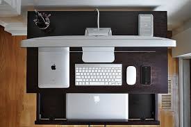 Lab Ii Mac Desk Things Organized Neatly Desk
