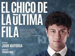 EL CHICO DE LA ÚLTIMA FILA