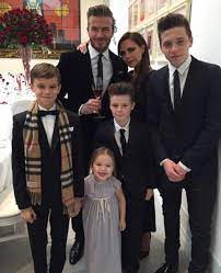 Dezember 2017 david beckham im wasser mit seinen jungs: Daily Mail Celebrity On Twitter Victoria Beckham To Be Made Obe For Services To Fashion And Charity Work Https T Co Dz7pgisesg