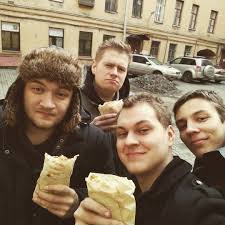 Родился 19 января 1990 года, вырос и окончил школу в никольске, небольшом городке пензенской области. Kto Takoj Hovanskij Biografiya I Tvorchestvo Russkogo Yutub Gangsta Hovanskij Protiv Afoni Kak Alkogolik Mazhora Razoblachil Yurij Hovanskij God Rozhdeniya
