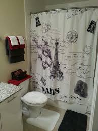 Switch out items such as the shower curtain and bath mat, and bring back your regular decor once the holidays are over. Pin By Vicky Snyder Rineman On Paris Theme Paris Bathroom Decor Paris Bathroom Paris Theme Bathroom