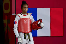 Clarisse agbegnenou, ce fut d'abord un judo explosif, presque brutal. Aj0qee9v3vchfm