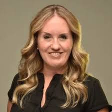 Deanna Hill's Instagram, Twitter & Facebook