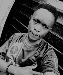 It really hurts when you realized that PSG signed Kvaratskhelia (24) for  €62M & Désiré Doué (19) for €50M. And Barça are going to sign Luis Díaz for  €85M/€70M. Spending that sort