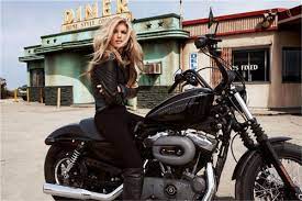 Pin On My Ducati Girl Women Riders Rock And Other Lovely Motorcycles I Adore