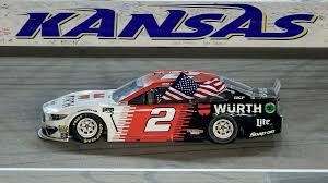 Various forms of race track have been used throughout the history of nascar. Daily Fantasy Nascar Track Preview Hollywood Casino 400