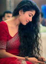 Download sai pallavi beautiful hd photoshoot stills (1080p) in 1080p hd quality to use as your android wallpaper, iphone wallpaper or ipad/tablet wallpaper. Sai Pallavi Saree Photos 10 Times Sai Pallavi Stunned Everyone With Her Beautiful Saree Looks