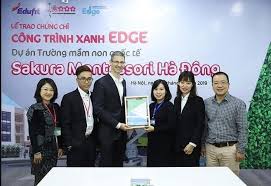 Ông là ủy viên trung ương đảng khóa x, xi, xii, xiii; Nguyá»…n Thá»‹ Xuan Trang Sá»¯a Giao Dá»¥c Thanh Hieu Bui