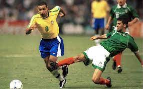 A copa do mundo de 1970 foi a 9ª edição da copa do mundo fifa, que ocorreu de 31 de maio até 21 de junho.a competição, conquistada pelo brasil, foi sediada no méxico, tendo partidas realizadas nas cidades de guadalajara, león, cidade do méxico, puebla e toluca. Mexico Derrota A Brasil En La Final De La Copa Confederaciones 1999 Mediotiempo