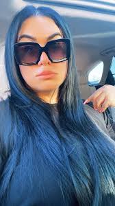 Good evening Nd happy Sunday to everyone Please guys any simple tips to  define curls in a curly wig? Please some thing I can easily lay my hands