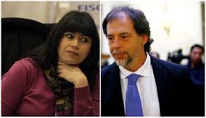 La canción es como un soft pop de los años 70. La Llamada De Girardi A Javiera Blanco Que Termino Con Sanciones A Dos Carabineros Por Parte Al Senador El Mostrador