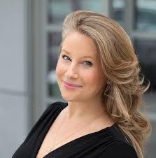 Eileen Mintz's Instagram, Twitter & Facebook