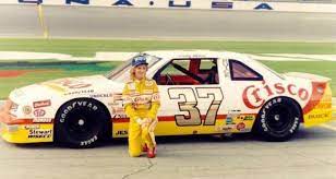 Not that she has a lot of time for anything but her driving career. 10 Best Female Nascar Drivers Of All Time Autowise