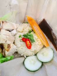 Fried koay teow with prawns, cockles, beansprout, kuchai leaf and chili paste. Airasia S Santan Restaurant Is Not Particularly Good Ninja Housewife