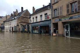 L'un d'eux serait l'auteur présumé du coup de couteau qui a. Actualites Meteo Inondations En France Point Sur La Situation Et Evolution 30 01 2021