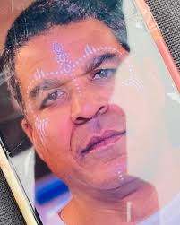 Thanks Chloe Weir for Oteiling my face yesterday ! You're the best ❤️ don't  hound my girl for face paint, the beautiful art takes lots of time and she  only paints me