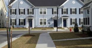 Nsa Norfolk Northwest Annex New Gosport Neighborhood 3 5 Bedroom Homes Designated For E1 E9 Service Lincoln Military Housing Military Housing Base Housing