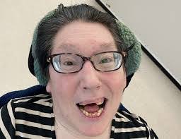 Donna Somerville's Instagram, Twitter & Facebook