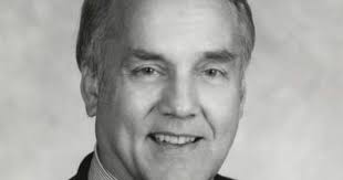 Gallagher Blogs: Former Washington Supreme Court Justice Robert Utter Dies