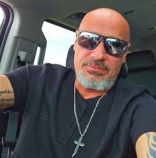 Looking for an experienced mason to repair or replace my chimney cap