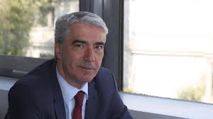 Ο κεδίκογλου ήθελε να έρθει. Sta Xeria Ths Koinwnias H Ygeia Kai H Oikonomia Simos Kedikogloy