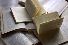 Read this first stanza of jackie kay's poem dusting the. What Is A Rhyme Scheme Learn About 10 Different Poetry Rhyme Schemes 2021 Masterclass