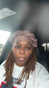 Screaming HAPPY BIRTHDAY!! To my grandmother Hattie Gamble I love you 😘