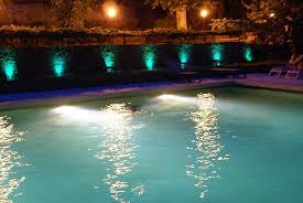 Piscine Nocturne Photo De Hotellerie Notre Dame De Lumieres Goult Tripadvisor