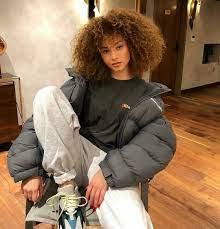 Even if you know the look you want, it can be hard to find a stylist who knows the best way to cut curly hair. Fashion Style And Beauty Outfit Idea 439164 For Girls On 8outfits Com