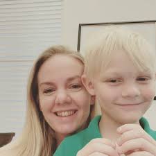 Rebecca L Pollock (@reblpollock) • Instagram photos and videos