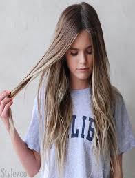 Delicate looks with long luxurious curls or unique braided elements are the exclusive prerogative of women with long hair. School Girls Hairstyle Ideas For Long Hair In 2019 Stylezco