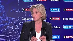 Valérie pécresse a, en effet, annoncé sa démission du parti lr ce mardi 5 juin. Valerie Pecresse Le Grand Rendez Vous Du 25 04 2021 Video Dailymotion