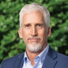 Beverly Marlow's Instagram, Twitter & Facebook