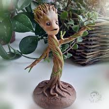 Schlüsselanhänger selber machen ist eine coole diy geschenkidee. Baby Groot Handmade Figurine Made Of Polymer Clay Baby Groot Fantasy Guardians Galaxy Little Groot Polyme Fimo Kunsthandwerk Fimo Projekte Polymer Clay Kunst