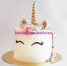 Floral unicorn cake 1 4kg customized cakes singapore. 0888 242 7878 Jual Kue Ulang Tahun Anak Unicorn Jakarta Toko Kue Ulang Tahun Jakarta