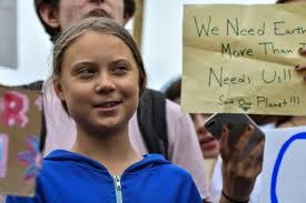 Greta Thunberg manifeste, timidement, devant la Maison Blanche
